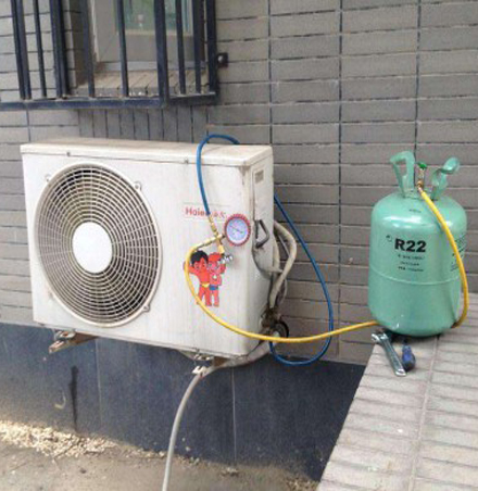 浉河空调加氟